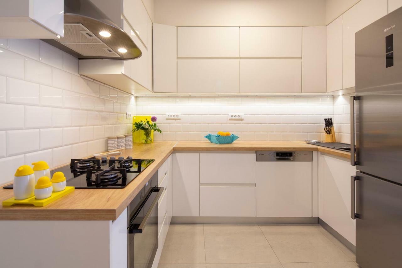 Apartman Pjero 3+2 Makarska Extérieur photo