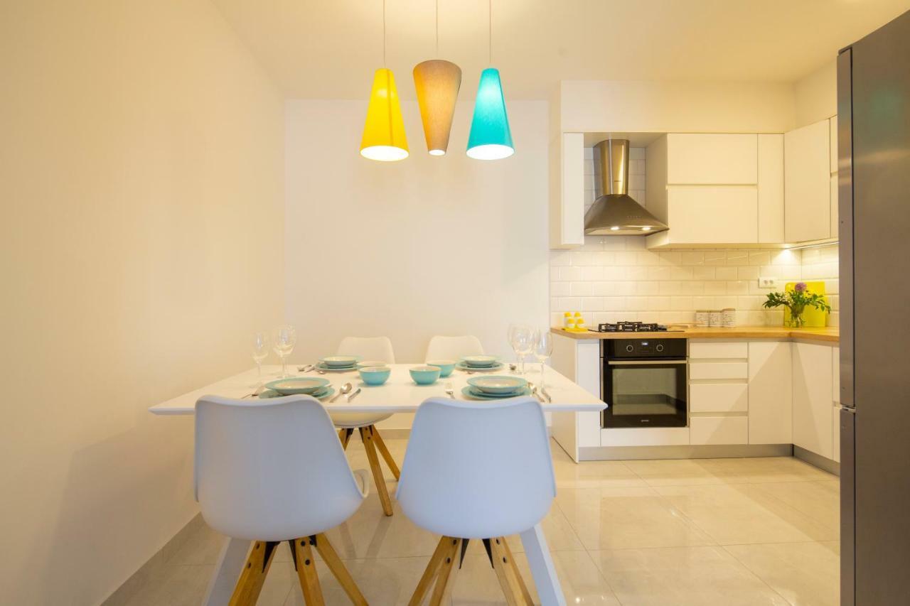 Apartman Pjero 3+2 Makarska Extérieur photo